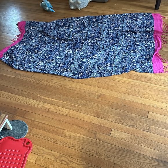 Lilly Pulitzer for Target Scarf - Picture 4 of 5
